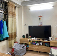 Đội Cấn, 6 Tầng Ở Ngay, Ngõ Thông Rộng Gần Phố, Tiện Ích Vô Vàn.diện Tích22M 6T Giá Bán 4,9 Tỷ Có Tl