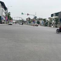 SIÊU HIẾM, CHỈ 4.X TỶ SỞ HỮU NHÀ LÕI PHỐ NGỌC LÂM 2 THOÁNG, THÔNG SANG NGUYỄN VĂN CỪ.