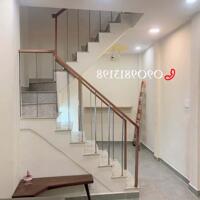 Nhà phố vị trí đẹp – SHR đầy đủ – Giá hợp lý!