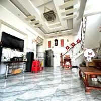 BÁN RẺ NHÀ AN BÌNH, 1TRỆT 1LẦU, SỔ HỒNG THỔ CƯ, ĐƯỜNG 4m, OTO ĐẬU TRƯỚC NHÀ