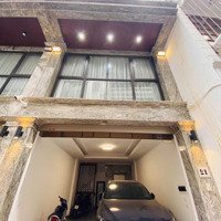 #Cầugiấy Nhà Xây Mới 8 Tầng, Phân Lô, Ô Tô Vào Nhà, Full Nội Thất, Ở Sướng, Giá Bán Nhanh