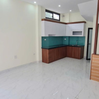 Bán Nhà Phố Hạ Hồi, Tân Lập 32M2 Xây 5 Tầng. Cạnh Vinhomes Đan Phượng. Lô Góc Ô Tô Vào Nhà