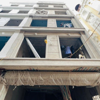 Bán Nhà Phố Hoàng Quốc Việt_55M2 5 Tầng Thang Máy_Phân Lô Oto Tránh_Ngõ Thông Kinh Doanh_ Giá Bán 20 Tỷ