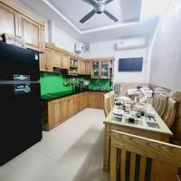 Bán nhà Phố Giảng Võ, Ngõ Rộng Thoáng, Nhà Đẹp Ở Ngay, 44mx5T, Giá: 8.7 Tỷ, Lh: 0396935190.