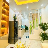 Nhà Đẹp Ở Ngay Tôn Đức Thắng - Ngõ Thông Trước Nhà Sân Rộng Thoáng Sáng - Gần Phố 35M2*4T - 3 Pn