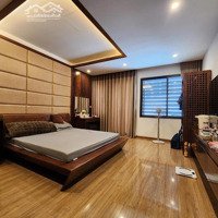 Phạm Ngọc Thạch_Lô Góc 2 Thoáng_1 Ô Tô Tránh_1 Ba Gác Tránh. View Vincom Phạm Ngọc Thạch