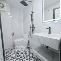 Bán Nhà Mới 9 Tỷ, 37M2 Tại Hoàng Quốc Việt, Cầu Giấy, Ô Tô 10M, Thang Máy, Full Nội Thất