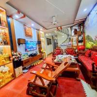 Bán Nhà Phố Huỳnh Thúc Kháng,50M 5 Tầng,Cách Phố 40M, Nhà Dân Xây,Tiện Ích,Dân Trí Cao-11 Tỷ