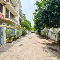 Biệt Thự, Phân Lô, Vỉa Hè, 4 Ô Tô Tránh, Phố Sài Đồng, L. Biên,Diện Tích175 M, 4 T,Mặt Tiền10 M, Giá Bán 38 Tỷ 4
