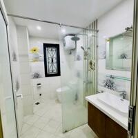 CỰC HIẾM – TRUNG TÂM LONG BIÊN – MẶT TIỀN 7M – 40m2 nhÀ 5 TẦNG MỚI TINH-TIỆN ÍCH ĐẦY ĐỦ