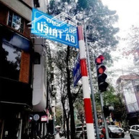 Bán Nhà Riêng Đẹp Tại Bà Triệu, 8,6 Tỷ, 30M2, 4 Phòng Ngủ 3 Vệ Sinh Nhiều Tiện Ích , Ba Bước Ra Mặt Phố