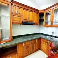 Hiếm! Nhà Phố Minh Khai 3 Tầng 28M2, 3 Phòng Ngủ Sân Riêng, Ngõ Rộng, 50M Ra Ô Tô, Đầu Tư Giữ Tiền Quá Tốt