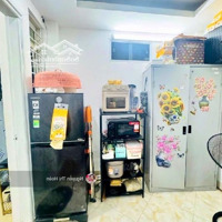 Bán Nhà 5 Tầng Mặt Phố Kinh Doanh Trương Định 180M2-42 Tỷ-3 Thoáng- Vỉa Hè Rộng