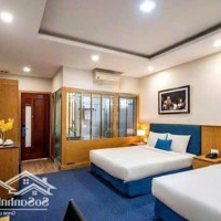 Bán Khách Sạn 3 Sao, 45 Phòng, Mặt Tiền Khu Sân Bay- Tân Bình