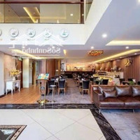 Bán Khách Sạn 3 Sao, 45 Phòng, Mặt Tiền Khu Sân Bay- Tân Bình