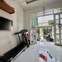 Mặt Tiền Đường 26, Hiệp Bình Chánh Kề Sân Banh 2 Lầu 4Mx17M Nhỉnh 7 Tỷ Ngay Sân Banh, Kênh Lớn Mát