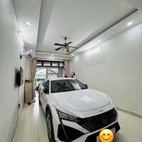 6,9 tỷ Nhà đẹp HXH vô ở ngay. Gần chợ Hiệp Bình. P. Hiệp Bình Chánh