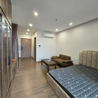 Cần Bán Căn Studio Skyoasis Tầng 26 Giá 1.76 Tỳ Bao Phí Liên Hệ: 0961694919