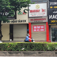 Cho Thuê Cả Nhà 2,5 Tầng Số 599 Mặt Phố Nguyễn Văn Cừ, Long Biên, Hà Nội
