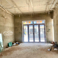 Bán Nhà Gói 8 - Lk85 Căn Thô Đường Nội Bộ Đối Diện Công Viên Hoa Giấy Và Gần Hồ Bơi