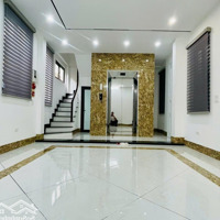 Nhà Mới Đẹp 45M2 X6T Thang Máy Lô Góc Cách Phố 50M, Giá Bán 10.68 Tỷ Trung Kính, Yên Hòa, Cầu Giấy