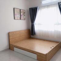Cần bán gấp căn hộ Lê Thành, Dt 121m2, 3 phòng ngủ , 2wc, nhà rộng thoáng mát, có sổ hồng, giá bán 3.1 tỷ .Xem nhà liên hệ Vân 0908726719  or  0902984019