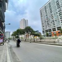 Bán Nhà Mặt Phố Kinh Doanh Trịnh Đình Cửu 120M Giá Chỉ 31 Tỷ. Khu Vực Hiếm Nhà Bán.