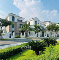 Bán Nhanh Căn Biệt Thự Đơn Lập 15X20M Cực Rẻ. Giá Rẻ Nhất Grand Villas