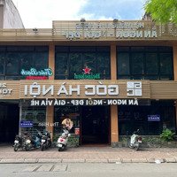 Cho Thuê Nhà Mặt Phố Giảng Võ, 240M,Mt 22M Nhận Diện Cực Đỉnh,Đang Là Thương Hiệu Lớn Thuê
