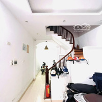 Hàng Hiếm Bán Nhà Dòng Tiền - Doanh Thu Cao, Giá Chỉ 9Xtỷ, 40M2 Tại Pháo Đài Láng, Đống Đa, Hà Nội