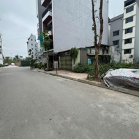Cần Bán Gấp Mảnh Đất Tái Định Cư Ngọc Thụy Ngay Gần Công Viên Ngọc Thụy Đường Thông Ra Hồng Tiến