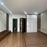 Chính Chủ Cần Bán Gấp Nhà Bồ Đề 40M2 6 Tầng Mt4,5M Ô Tô, Thang Máy 8,7 Tỷ