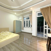 Cho Thuê Căn Hộ Ban Công - Full Nội Thất, Siêu Rộng, Gần Cầu Sài Gòn