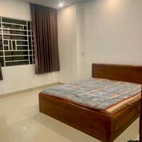Cho thuê nhà 3 tầng, đường Nghiêm Xuân Yêm, Khuê Mỹ, Ngũ Hành Sơn, Đà Nẵng -Diện tích 95m2 -Công năng 3 tầng, 4 phòng ngủ, 5wc,  -Giá chỉ 27 triệu/tháng