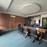 Nhà Phố Vạn Phúc 7X21M (450M²), 4 Tầng, Sàn Trống Suốt, Có Thang Máy, Máy Lạnh, Giá Rẻ 40 Triệu/Tháng