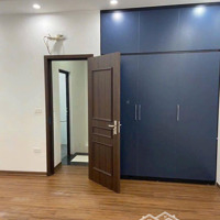 Bán Nhà Ngõ 87 Hoàng Quốc Việt, Cầu Giấy, 56M2, 30M Ôtô, 2 Thoáng, 10 Tỷ