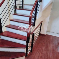 Cho Thuê Nhà Nguyên Căn Ngõ 5 Láng Hạ, Đống Đa, Hà Nội