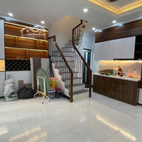 Bán Nhà Thụy Khuê- Mặt Tiền Rộng - Kd Nhỏ Tại Nhà- Gần Phố, Gần Hồ Tây- Nhà Dân Xây Chắc Chắn.