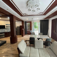 Cần Bán - Khu Biệt Thự Vip -Mỹ Đình2 - 3 Thoáng - Vỉa Hè - Gara - Ô Tô - Diện Tích: 200M - Mt:10M
