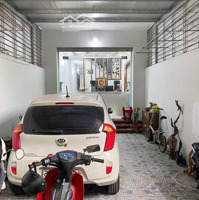 Bán Nhà 3 Tầng Phương Khê 100M2 Có Sân Cổng, Kinh Doanh Thoải Mái.