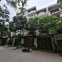 Cho Thuê Nhà Riêng 100M X 6 Tầng, Thang Máy, Mới Đẹp Ngõ 40 Xuân La, Tây Hồ, Hà Nội