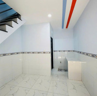 Bán Nhà 1 Trệt 1 Lầu Giá Bán 495 Triệu, Mỹ Hạnh Nam, Đức Hòa, Long An Liên Hệ: 0877 708 708