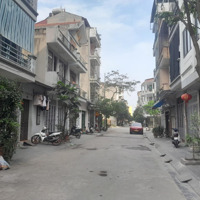 Bán Đất Phố Trạm, Long Biên, 100M*32 Tỉ. Trung Tâm Tiện Ích.