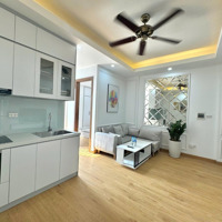 Cho Thuê Căn Hộ Ccmn Studio 28M2 Tại Thái Thịnh - Đống Đa 5 Triệu5 Điện Nước Giá Dân