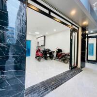 Nhà Mới Đội Cấn Ở Tuyệt Vời Ngõ Ba Gác 38m 6 Tầng Thang Máy Chỉ Nhỉnh 8 Tỷ