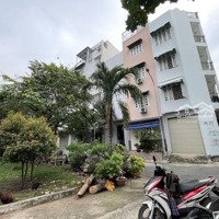 Bán Nhà Siêu Hiếm Lô Góc 3 Mặt Tiền Đoạn Siêu Sầm Uất Bình Phú & Chợ Lớn - 5 Tầng - Nhỉnh 18 Tỷ