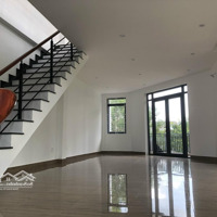 Cho Thuê Biệt Thự Góc - Kdc Hưng Phú, 1 Trệt 3 Lầu Sẵn Máy Lạnh, Giá Chỉ 22 Triệu/Tháng, Liên Hệ: 0388668882