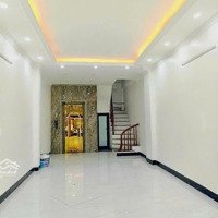 Bán Mặt Phố Lĩnh Nam, Hoàng Mai.diện Tích52M2 5T Mặt Tiền 4M. Giá Bán 21 Tỷ. Liên Hệ: 0383426696