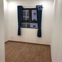 Căn Hộ Chung Cư Quận 10 -Chung Cư Sư Vạn Hạnh : 55M2-1Pn-Nhà Trống ,Giá :7. 5 Triệu/Th Liên Hệ:0396827793