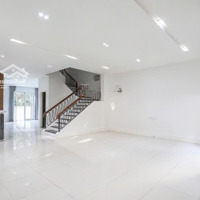 Binhbds Cho Thuê Biệt Thự Vinhomes Riverside 250M2 30 Triệu / Tháng Không Đăng Tin Ảo